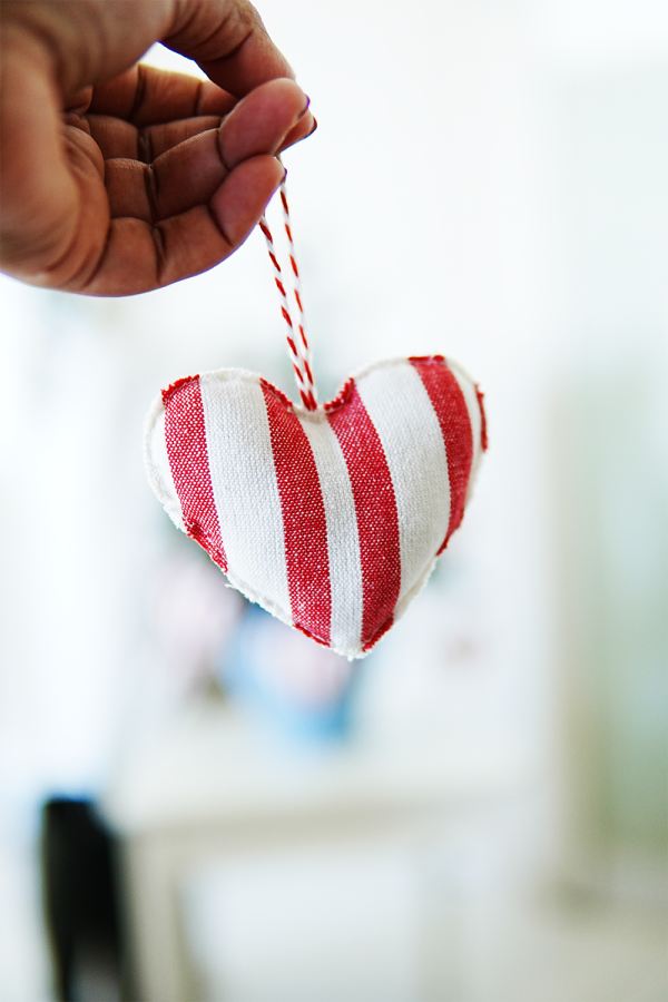 Candy Cane Christmas Heart Ornament - Image 3