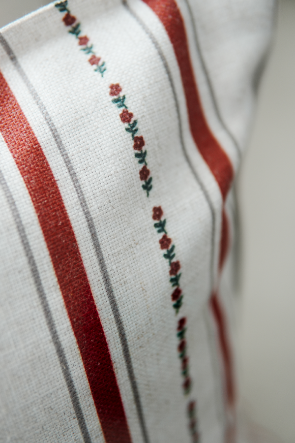 Vintage Vermillion Cushion Cover - Image 2