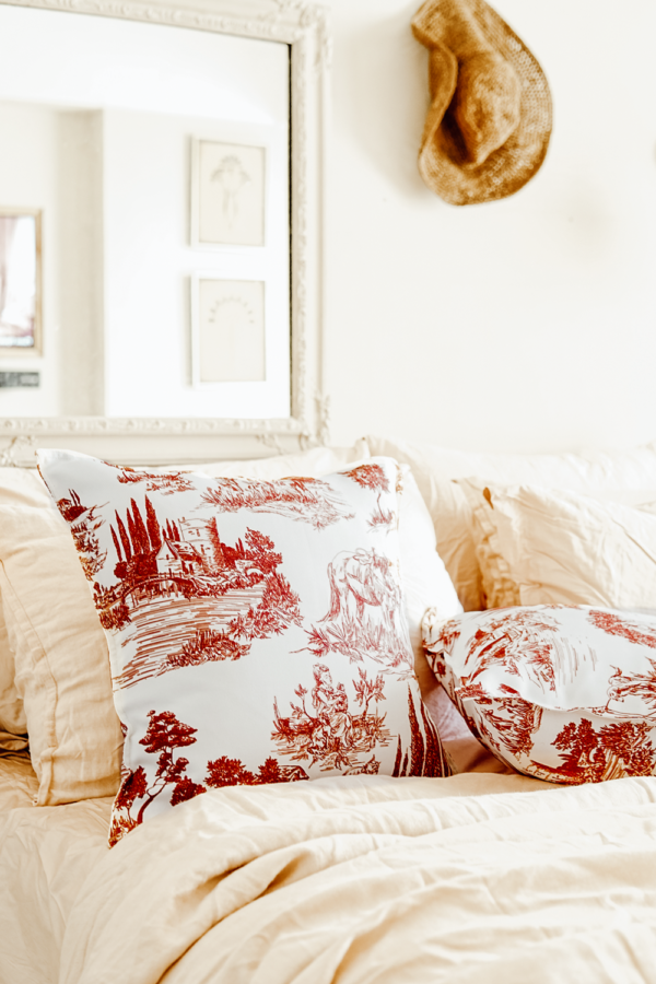 Classic Toile De Juoy Cushion Cover