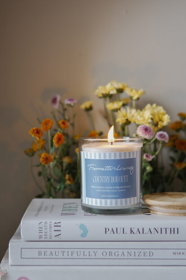 Country Bouquet Scented Soy Wax Candle - Image 2